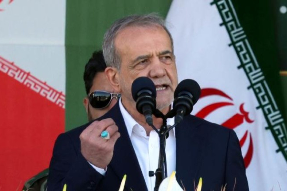 Пезешкиан: Тръмп плаши с военно престъпление